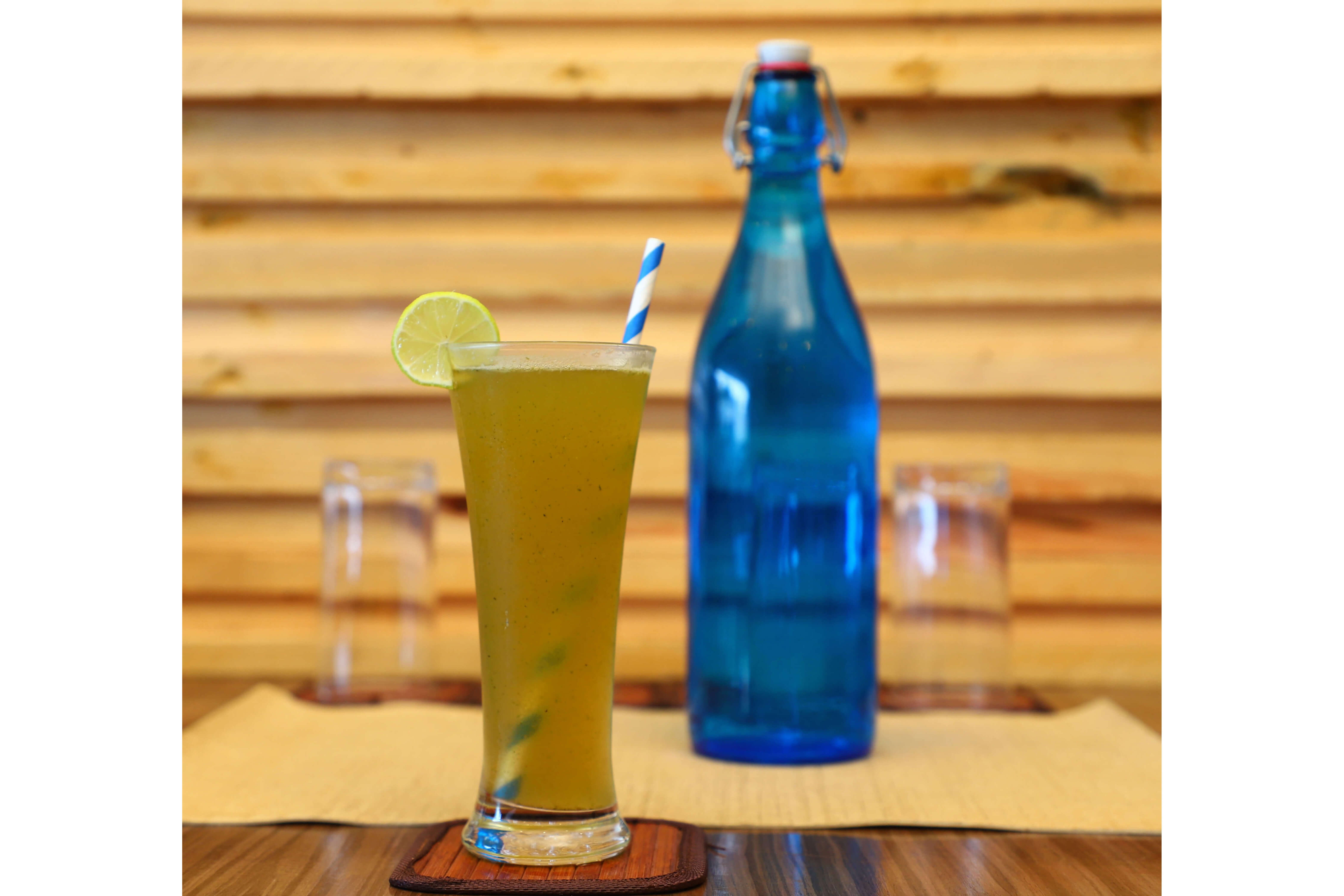 LEMON AND MINT JUICE loading