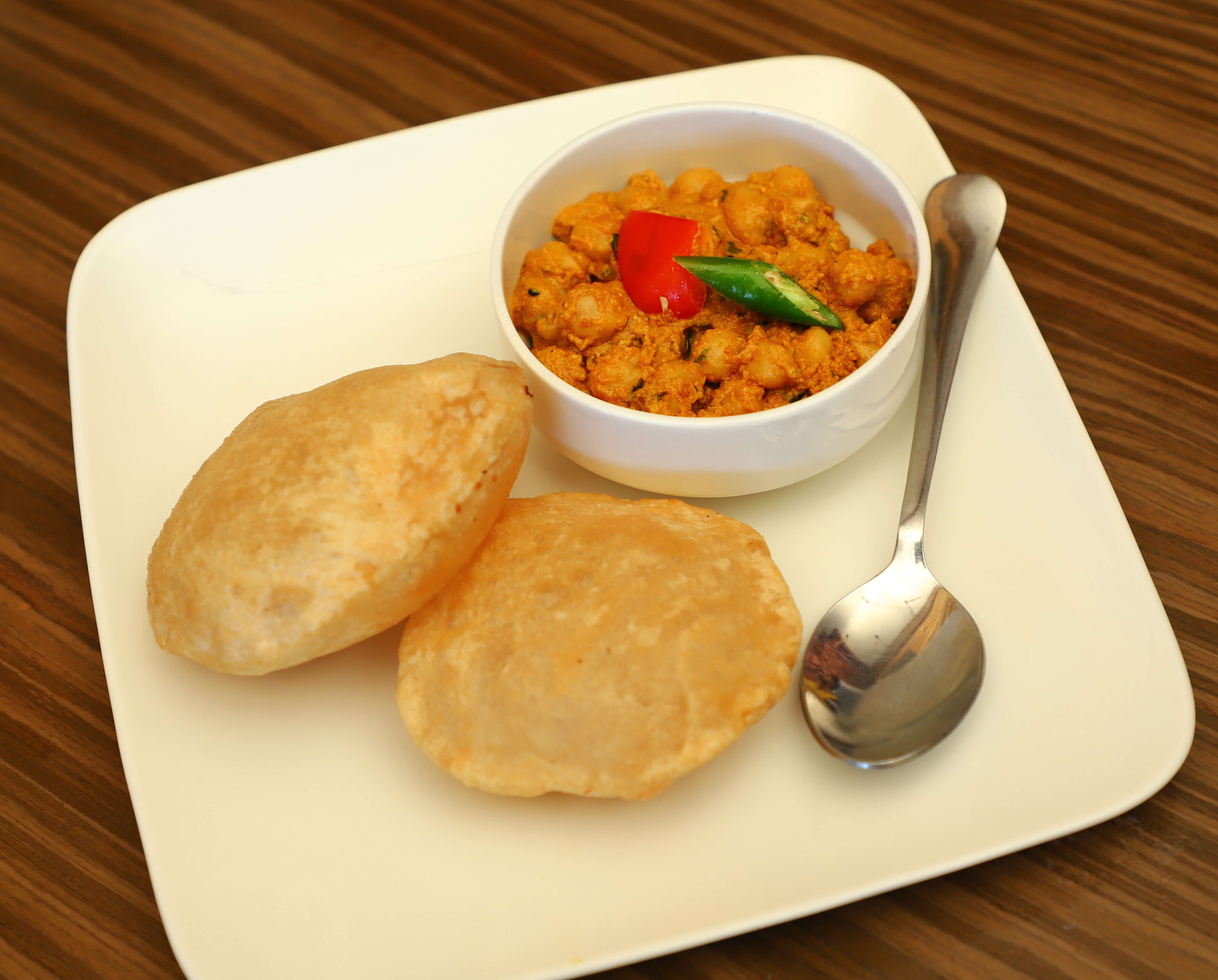 POORI AND CHOLE loading
